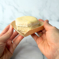 Millefeuilles - geschichteter Weichkäse aus Ziegen- und Kuhmilch