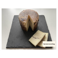 Spanischer Schafkäse mit mit Trüffel 390 g Laib
