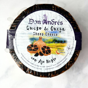 Spanischer Schafkäse mit schwarzem Knoblauch 390 g Laib