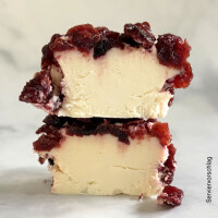 Chèvre frais aux fruits Airelles - Ziegenfrischkäse mit getrockneten Preiselbeeren