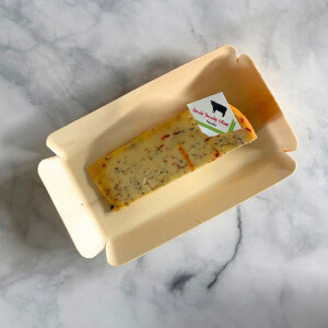 Gouda fermier mediterran mit Oliven und Tomaten